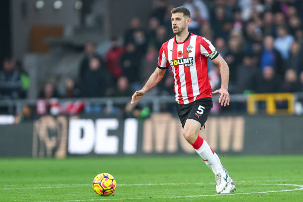 仅依赖于他 仅依赖于他