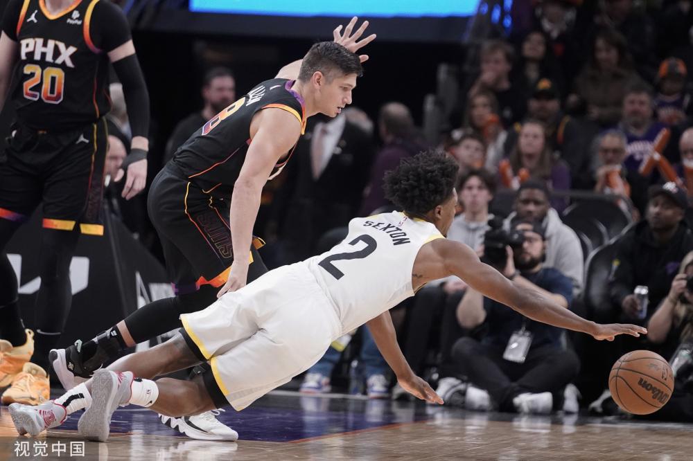 更為自信和 更為自信和